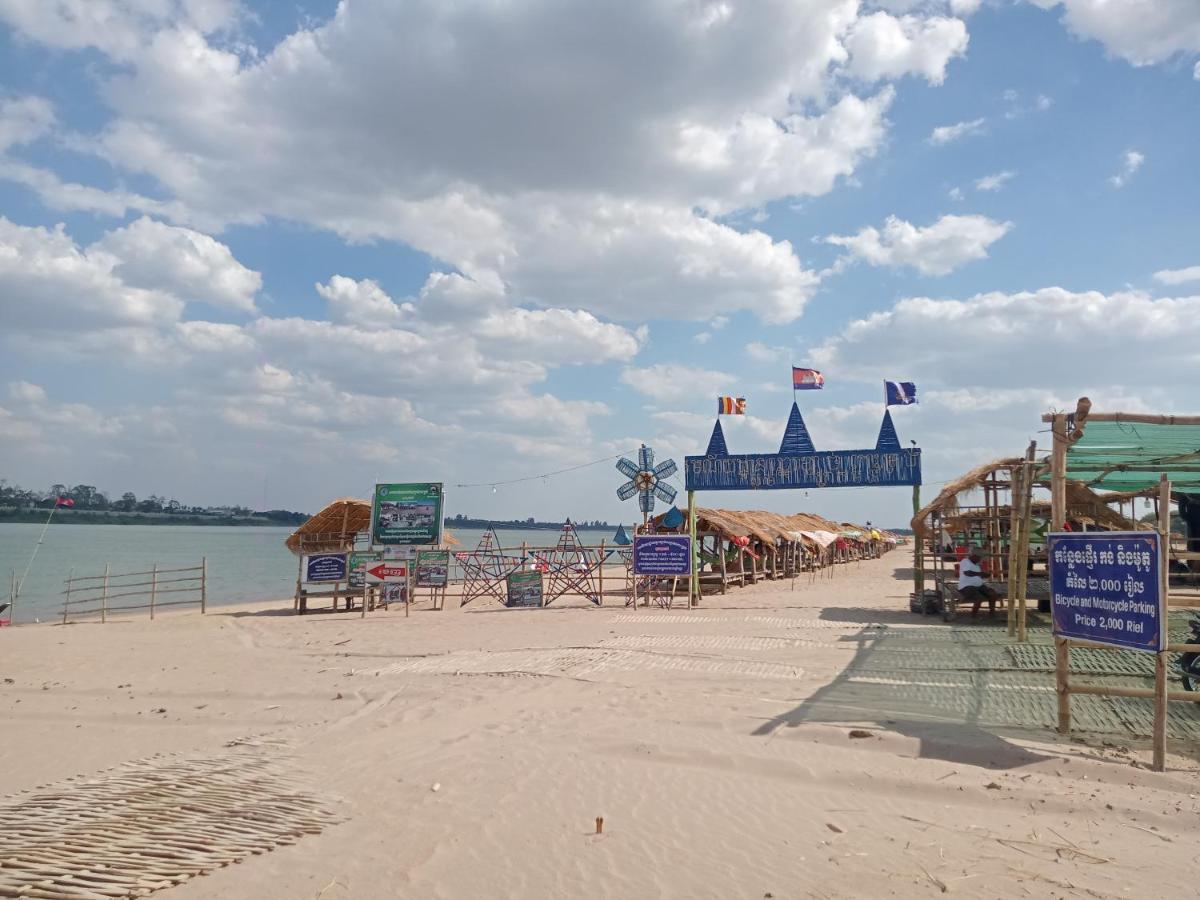 Tonle Mekong Homestay Krong Kracheh Εξωτερικό φωτογραφία